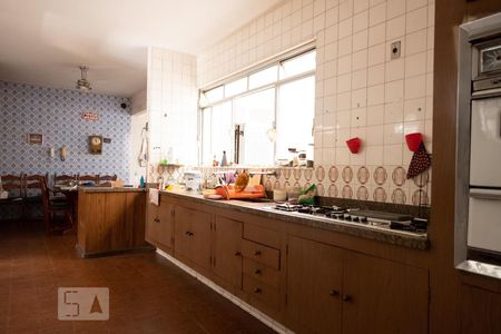 Apartamento à venda com 250m², 3 quartos e 5 vagasCozinha