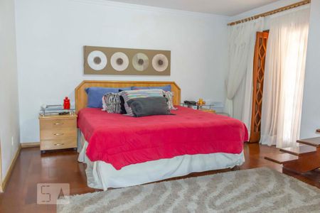 Casa de condomínio à venda com 444m², 4 quartos e 6 vagasQuarto 4 - Suíte