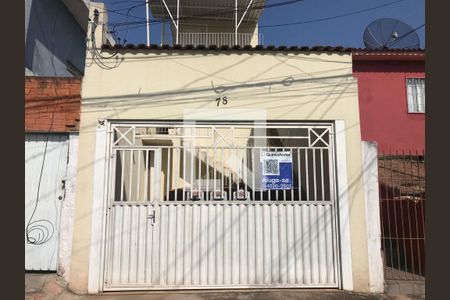 Casa para alugar com 28m², 1 quarto e sem vaga Casa para alugar com 28m², 1 quarto e sem vagaFachada