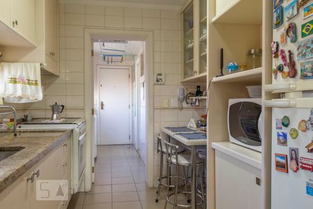 Apartamento à venda com 146m², 3 quartos e 3 vagasCozinha