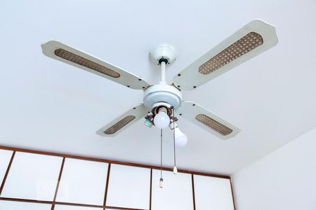 Apartamento à venda com 92m², 3 quartos e 2 vagasQuarto 2