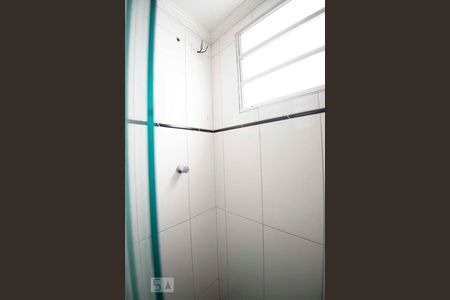 banheiro de apartamento à venda com 2 quartos, 58m² em Jardim Márcia, Campinas