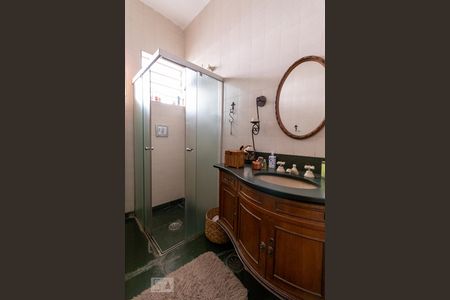 Casa à venda com 350m², 4 quartos e 4 vagas Casa à venda com 350m², 4 quartos e 4 vagasBanheiro da suíte