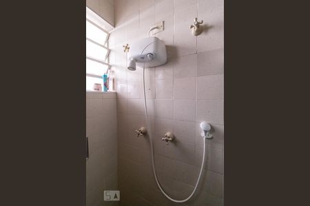 Casa à venda com 350m², 4 quartos e 4 vagas Casa à venda com 350m², 4 quartos e 4 vagasBanheiro da suíte