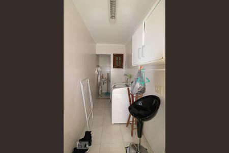 Casa à venda com 210m², 2 quartos e 2 vagas Casa à venda com 210m², 2 quartos e 2 vagasÁrea de Serviço