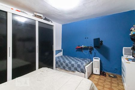 Quarto 1 de casa para alugar com 2 quartos, 230m² em Vila Nhocune, São Paulo