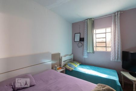 Quarto 2 de casa para alugar com 2 quartos, 230m² em Vila Nhocune, São Paulo