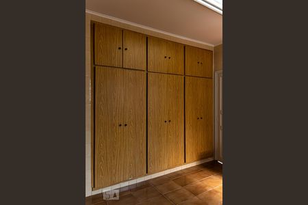 Casa à venda com 385m², 5 quartos e 6 vagasCozinha