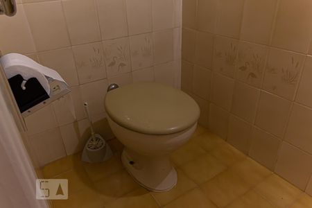 Casa à venda com 385m², 5 quartos e 6 vagasLavabo