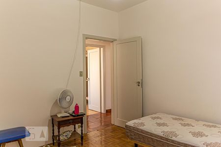 Casa à venda com 385m², 5 quartos e 6 vagasQuarto 3