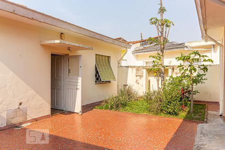 Casa à venda com 385m², 5 quartos e 6 vagasQuintal