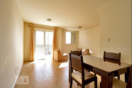 Sala de apartamento para alugar com 2 quartos, 65m² em Vila Romana, São Paulo