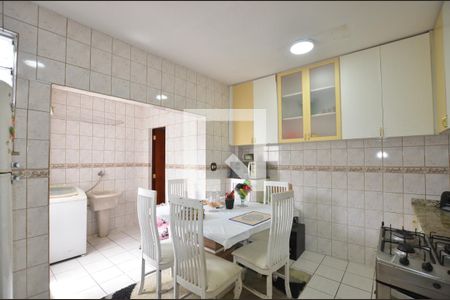 Apartamento para alugar com 80m², 2 quartos e sem vagaCozinha