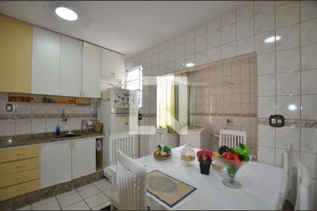 Apartamento para alugar com 80m², 2 quartos e sem vagaCozinha