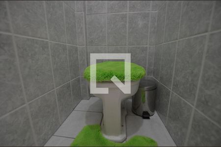 Apartamento para alugar com 80m², 2 quartos e sem vagaBanheiro de serviço