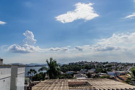 Apartamento à venda com 55m², 2 quartos e 1 vaga Apartamento à venda com 55m², 2 quartos e 1 vagaVista