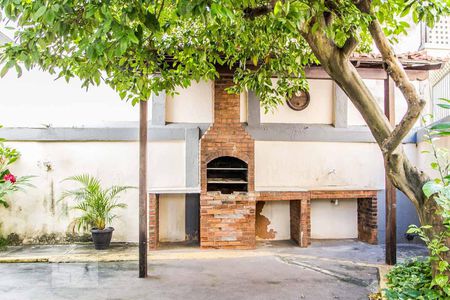 Apartamento à venda com 55m², 2 quartos e 1 vaga Apartamento à venda com 55m², 2 quartos e 1 vagaÁrea comum - Churrasqueira