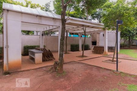 Apartamento à venda com 46m², 2 quartos e 1 vaga Apartamento à venda com 46m², 2 quartos e 1 vagaÁrea comum - Churrasqueira