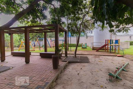 Apartamento à venda com 46m², 2 quartos e 1 vaga Apartamento à venda com 46m², 2 quartos e 1 vagaÁrea Comum - Playground