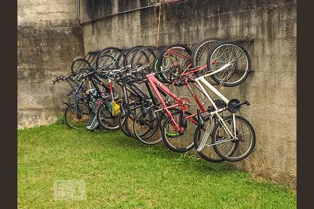 Apartamento à venda com 49m², 2 quartos e 1 vaga Apartamento à venda com 49m², 2 quartos e 1 vagaÁrea comum - Bicicletário