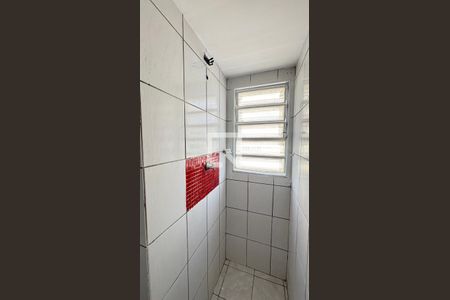 Apartamento à venda com 49m², 2 quartos e 1 vaga Apartamento à venda com 49m², 2 quartos e 1 vagaBanheiro