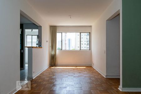 Sala de apartamento para alugar com 2 quartos, 68m² em Chácara Inglesa, São Paulo