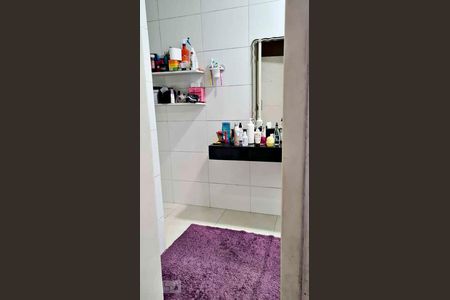 Casa à venda com 210m², 5 quartos e sem vagaBanheiro