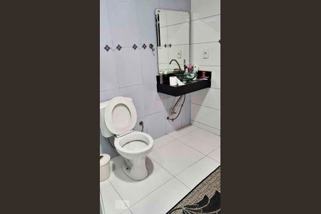 Casa à venda com 210m², 5 quartos e sem vagaBanheiro