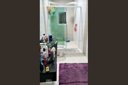 Casa à venda com 210m², 5 quartos e sem vagaBanheiro