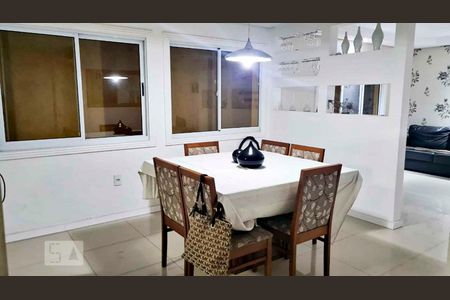 Casa à venda com 210m², 5 quartos e sem vagaSala de Jantar