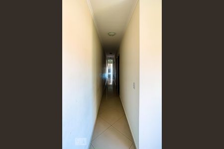Corredor de casa à venda com 3 quartos, 150m² em Jardim Bom Clima, Guarulhos