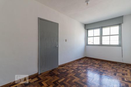 Dormitório 2 de apartamento para alugar com 2 quartos, 56m² em Petrópolis, Porto Alegre
