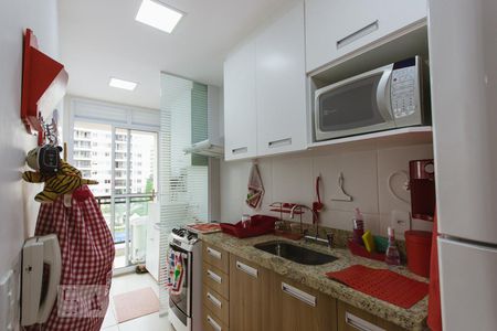 Apartamento para alugar com 70m², 2 quartos e 1 vagaCozinha e Área de Serviço