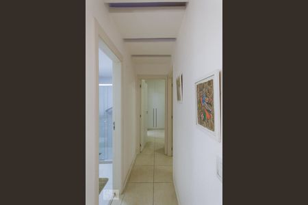 Apartamento para alugar com 70m², 2 quartos e 1 vagaCorredor