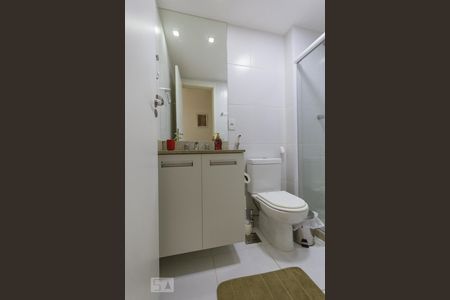 Apartamento para alugar com 70m², 2 quartos e 1 vagaBanheiro Social