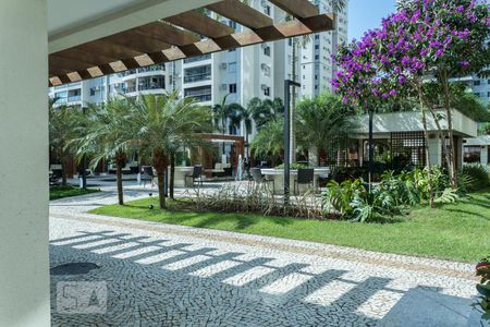 Apartamento para alugar com 70m², 2 quartos e 1 vagaÁrea Comum