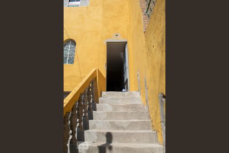 Casa à venda com 60m², 3 quartos e 1 vaga Casa à venda com 60m², 3 quartos e 1 vagaENTRADA