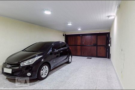 Casa à venda com 430m², 5 quartos e 4 vagas Casa à venda com 430m², 5 quartos e 4 vagasGaragem