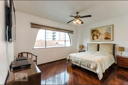 Casa à venda com 430m², 5 quartos e 4 vagas Casa à venda com 430m², 5 quartos e 4 vagasQuarto 5