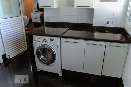 Apartamento à venda com 302m², 4 quartos e 4 vagasÁrea de Serviço