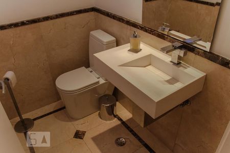 Apartamento à venda com 302m², 4 quartos e 4 vagasLavabo