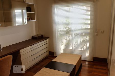 Apartamento à venda com 302m², 4 quartos e 4 vagasSuíte 3