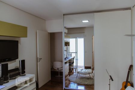 Apartamento à venda com 302m², 4 quartos e 4 vagasSuíte 1