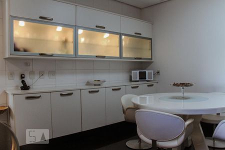 Apartamento à venda com 302m², 4 quartos e 4 vagasCozinha - Armários