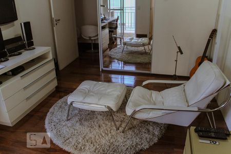 Apartamento à venda com 302m², 4 quartos e 4 vagasSuíte 1