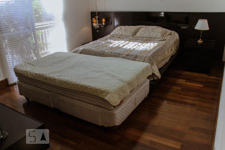 Apartamento à venda com 302m², 4 quartos e 4 vagasQuarto 4