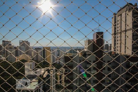 Apartamento à venda com 450m², 4 quartos e 5 vagas Apartamento à venda com 450m², 4 quartos e 5 vagasVista