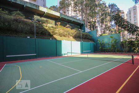 Apartamento à venda com 450m², 4 quartos e 5 vagas Apartamento à venda com 450m², 4 quartos e 5 vagasÁrea Comum