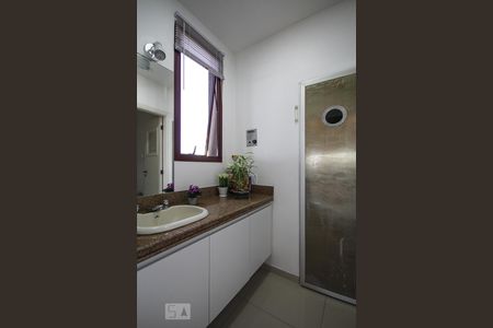 Apartamento à venda com 450m², 4 quartos e 5 vagas Apartamento à venda com 450m², 4 quartos e 5 vagasSauna