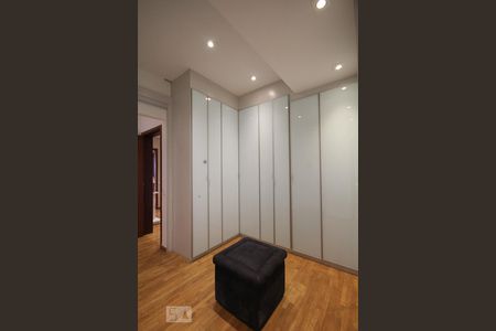 Apartamento à venda com 450m², 4 quartos e 5 vagas Apartamento à venda com 450m², 4 quartos e 5 vagasSuíte Principal